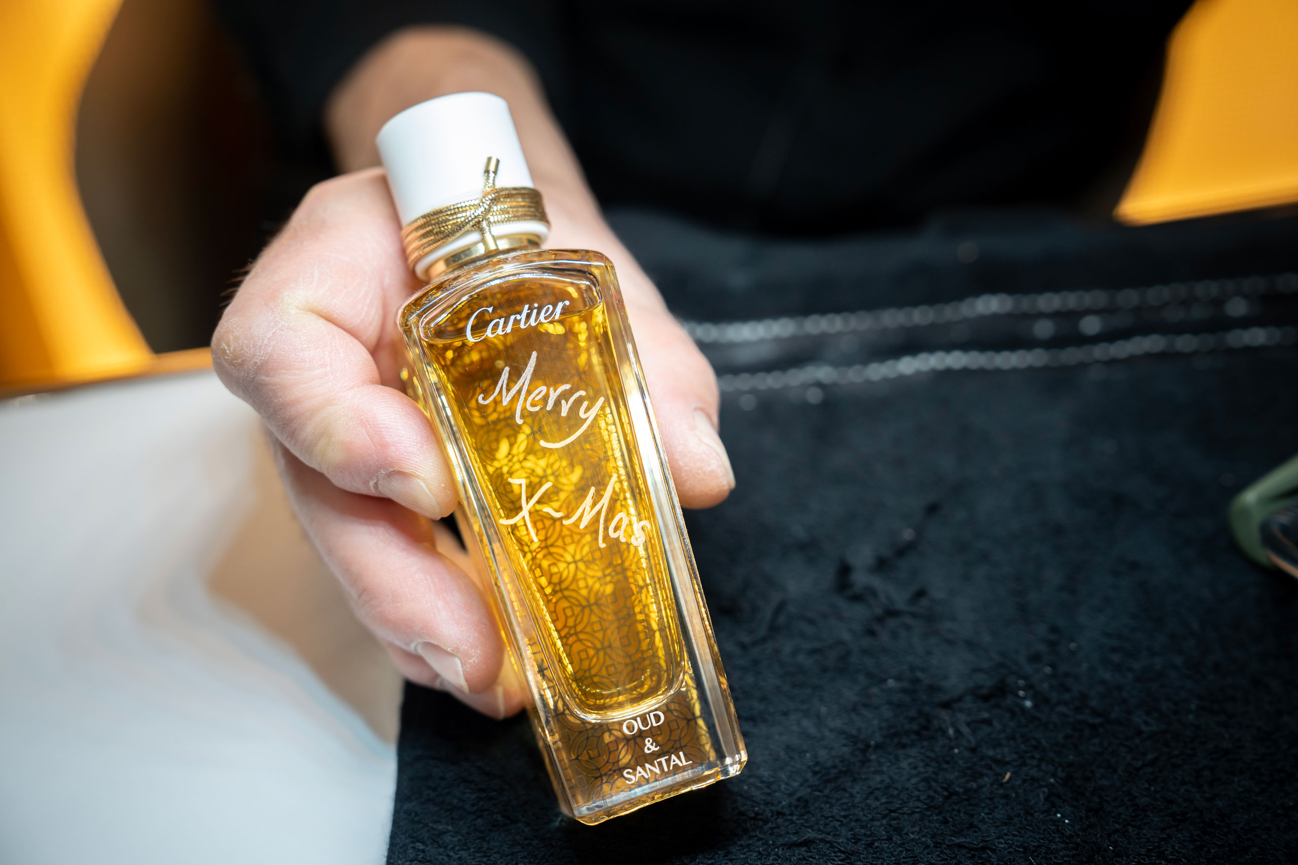 FRA_Cartier_Gravuraktion_Web_E598238